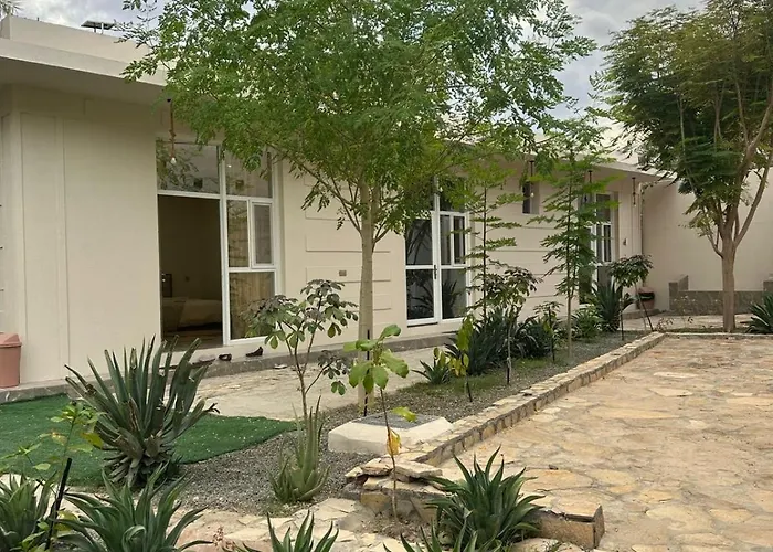 Al- Aqyr Rest Garden أستراحة حارة العقر