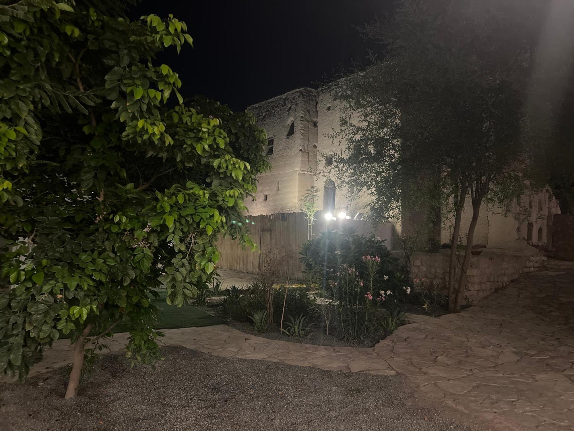 Al- Aqyr Rest Garden أستراحة حارة العقر Vakantieboerderij